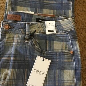 Judy Blue High Waist,Straight Fit Plaid Jeans.